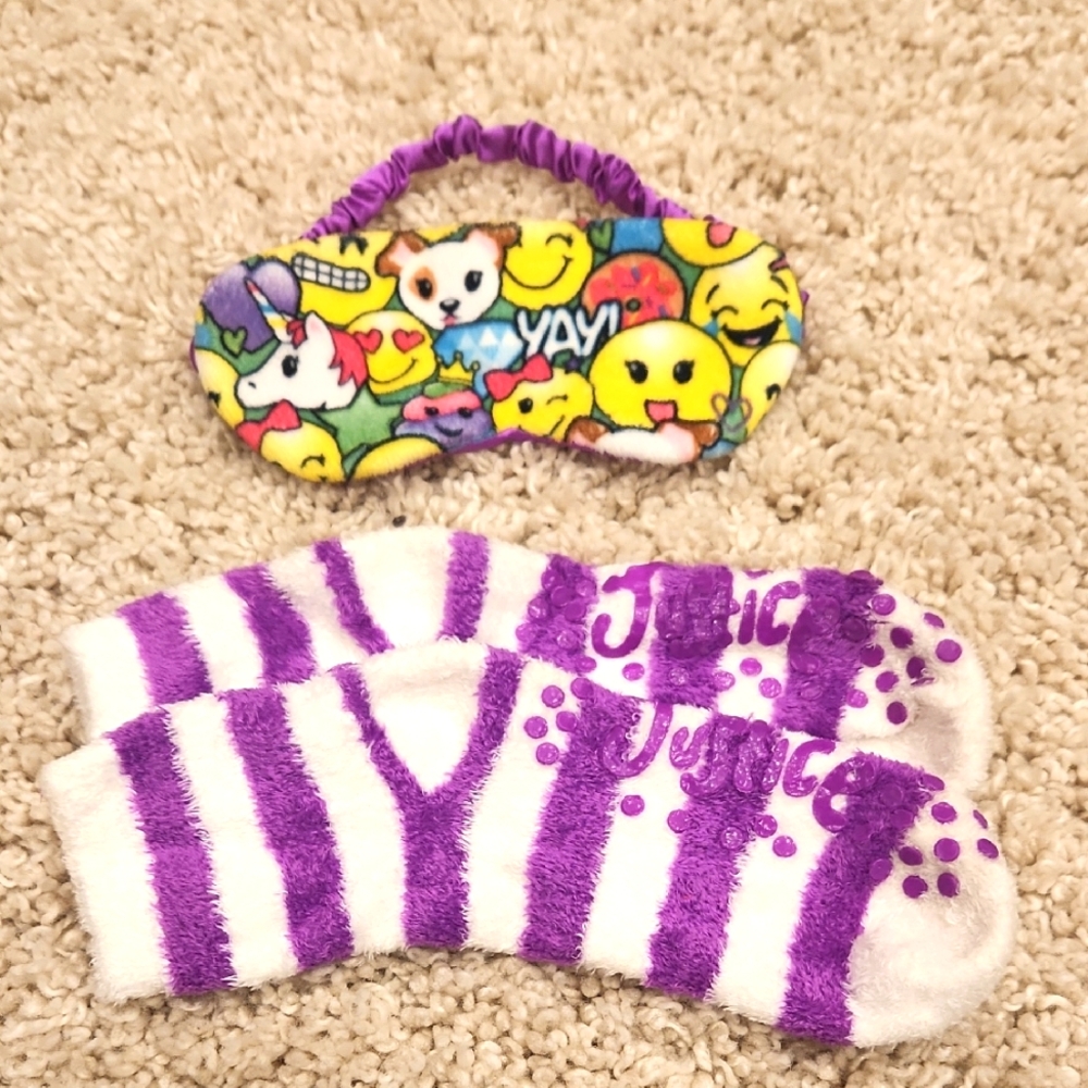 Justice Bundle Sleep Mask And Fluffy Socks